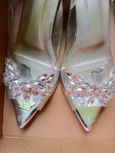 Sparkling Pointed Toe Heels