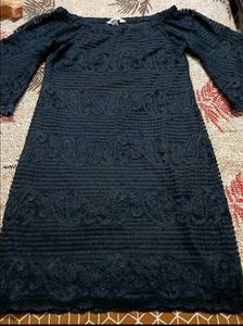 Elegant Black bodycon Dress with stylish sleeves