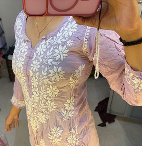 chikankari short kurti