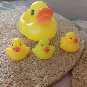 3 Sets Of Bath Toys (20 Pieces+ 1 Angry Bird Fr