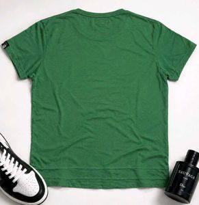 💎 Authentic DIESEL Green Men's T-Shirt – Premium