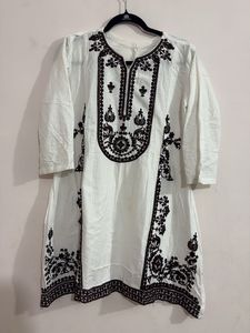 Pakistani Embroidered White Kurta