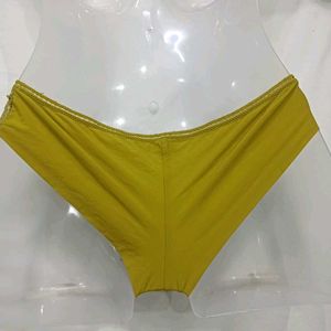 🪔 Lace Thong Panty