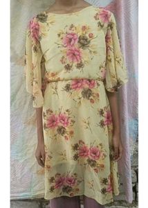 Floral Printed Dress – Elegant & Stylish