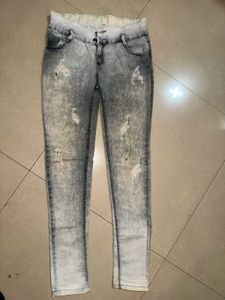 Stylish Acid Wash Ripped Jeans