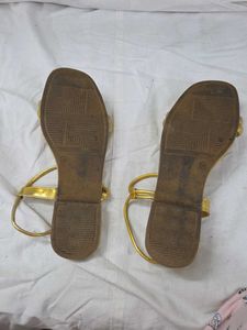 Elegant Gold Flat Sandals