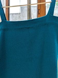 Elegant Blue Knit Tank Top