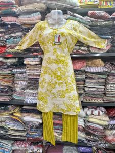Elegant Floral Print Kurta Set