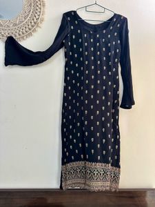 Black beautiful embroidered motif Suit Pallazo set