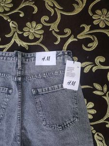 H&amp;M Grey Wash Baggy Jeans
