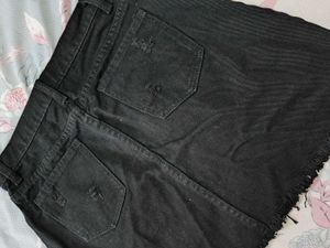 Black Denim Skirt with Heart Prints