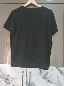 Cute Strawberry Graphic V-Neck T-Shirt