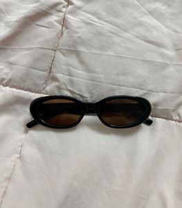 Chic Oval Sunglasses