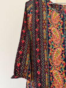 Vibrant Paisley Print Kurta