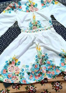 Floral Print Mini Dress (Brand New)