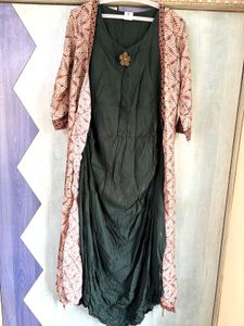 Elegant Ethnic Kurta Set with Printed Jacket