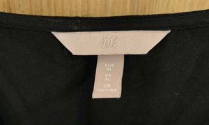 H&amp;M Elegant Ruffle V-Neck Blouse ✨