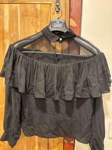 Chic Black Cold Shoulder Ruffle Top