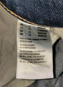 American Eagle Distressed Blue Jeans