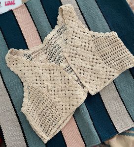 Knitted shrugs
