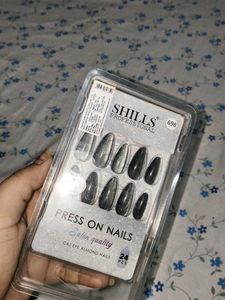 Glamorous Stiletto Press-On Nails