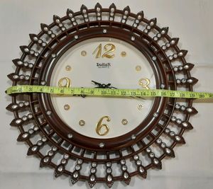 Wall Clock &amp; Decor ⏰️