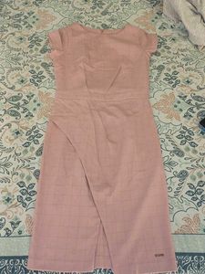 Elegant Pink Checkered Midi Dress
