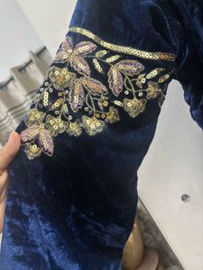 Vastra Official Elegant Navy Blue Velvet Kurta Set