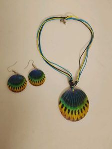 Real Shell Pendant Necklace & Earrings