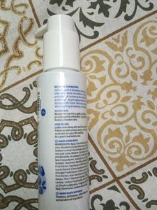 Plum Blueberry Salicylic Gel Face Wash