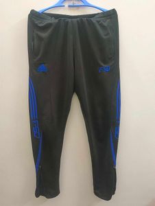 Adidas  trackpant 💢