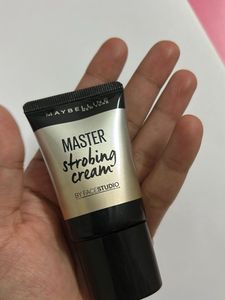 Maybelline Master Strobing Cream