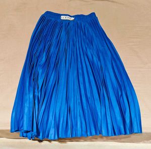 Polyester  pleated long skirt
