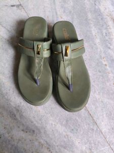 Stylish Olive Green Wedge Sandals