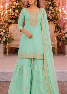 Pretty garara set