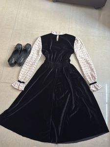 Elegant Velvet &amp; Lace Midi Dress