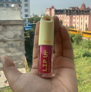 Foxtale Lip Up Plumping Gloss