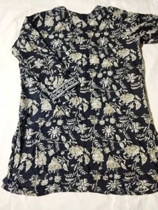Black Floral Print Short Kurti