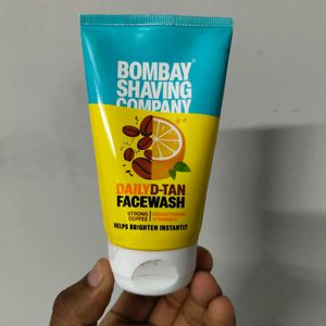 3-in-1 Smoothing Spray &amp; DTAN Face Wash