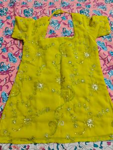 Elegant Embroidered Kurta Set