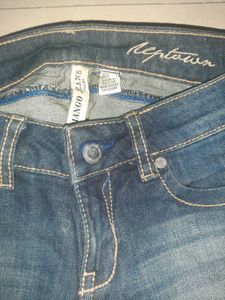 💎 MANGO Blue Denim Jeans — Waist-Defining Fit