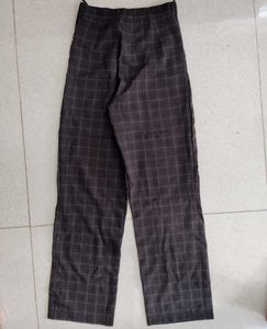 Chic Plaid Trousers