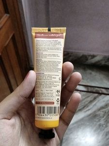 Plum BodyLovin' Vanilla Caramello Hand Cream