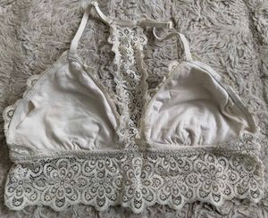 ✨ Aerie Eyelash Lace Racerback Bralette ✨