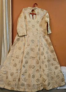 FLOOR LENGTH