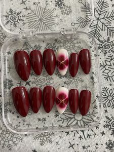 Press-on Nails