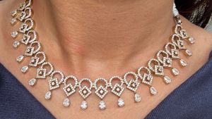 Pearl Drop Antique AD Set 🌸