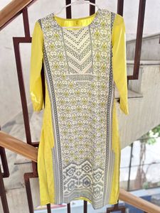 Set of 4 Women's Ethnic Kurta