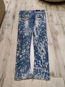 Ma5674 N-mark jeans waist 32 inches
