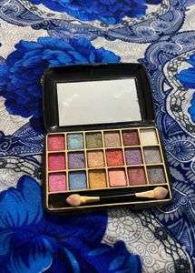 Sparkling Eyeshadow Palette